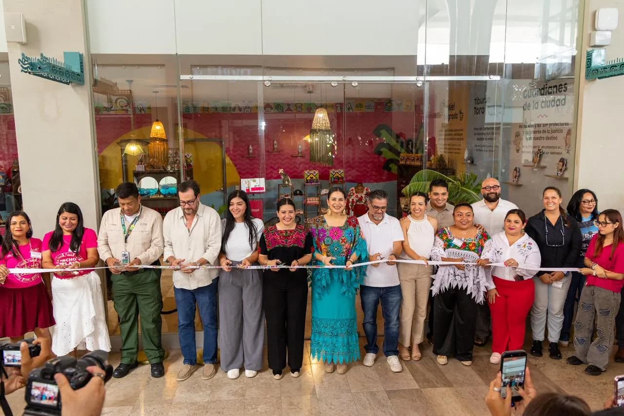 Inaugura Playa del Carmen tienda Hecho en Playa en estación del Tren Maya